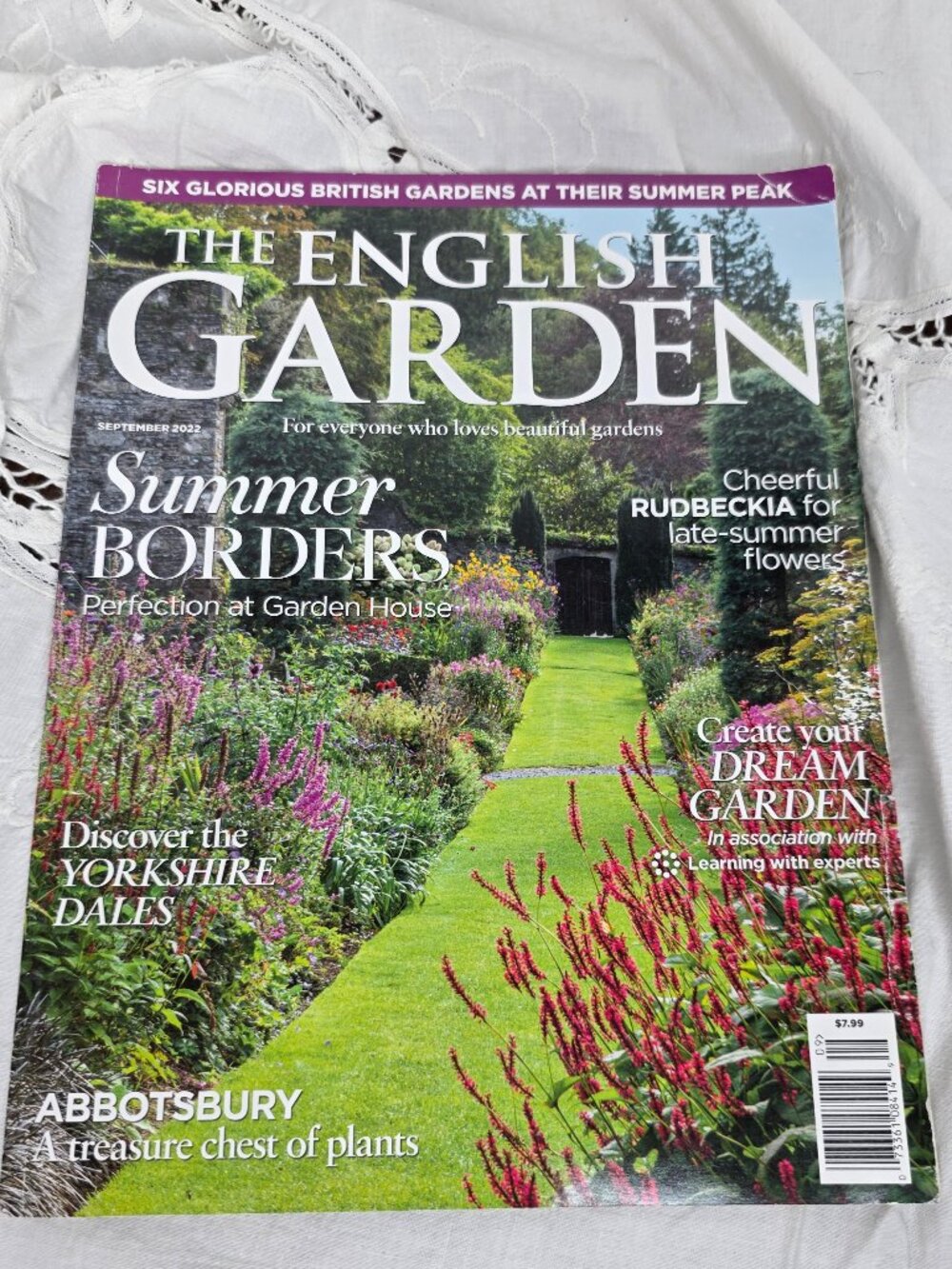 The English Garden Magazine Sept 2022 British Gardens Summer Borders Abbotsbury